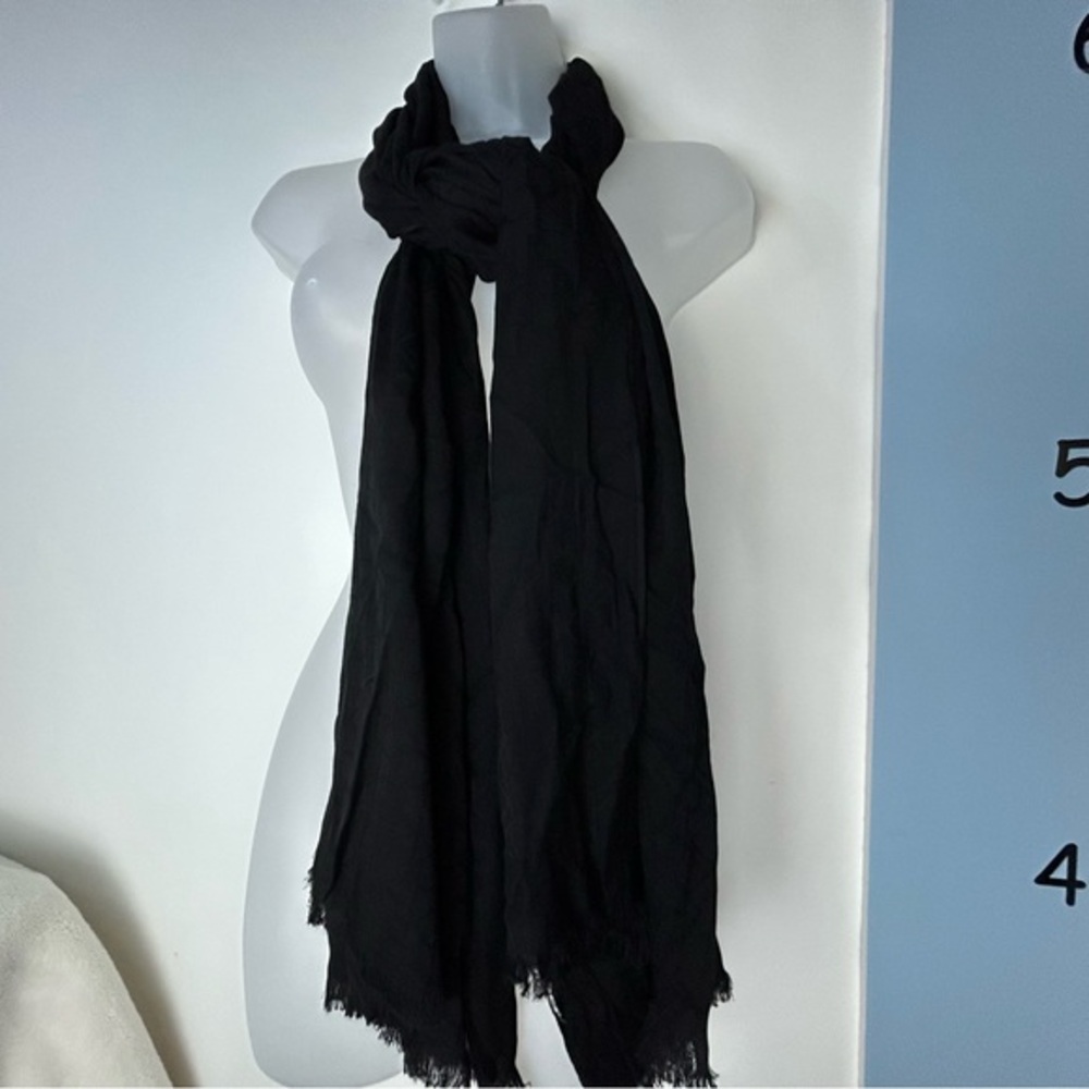 Calvin Klein Elegant Black‎ Gothic Mob Wife Scarf